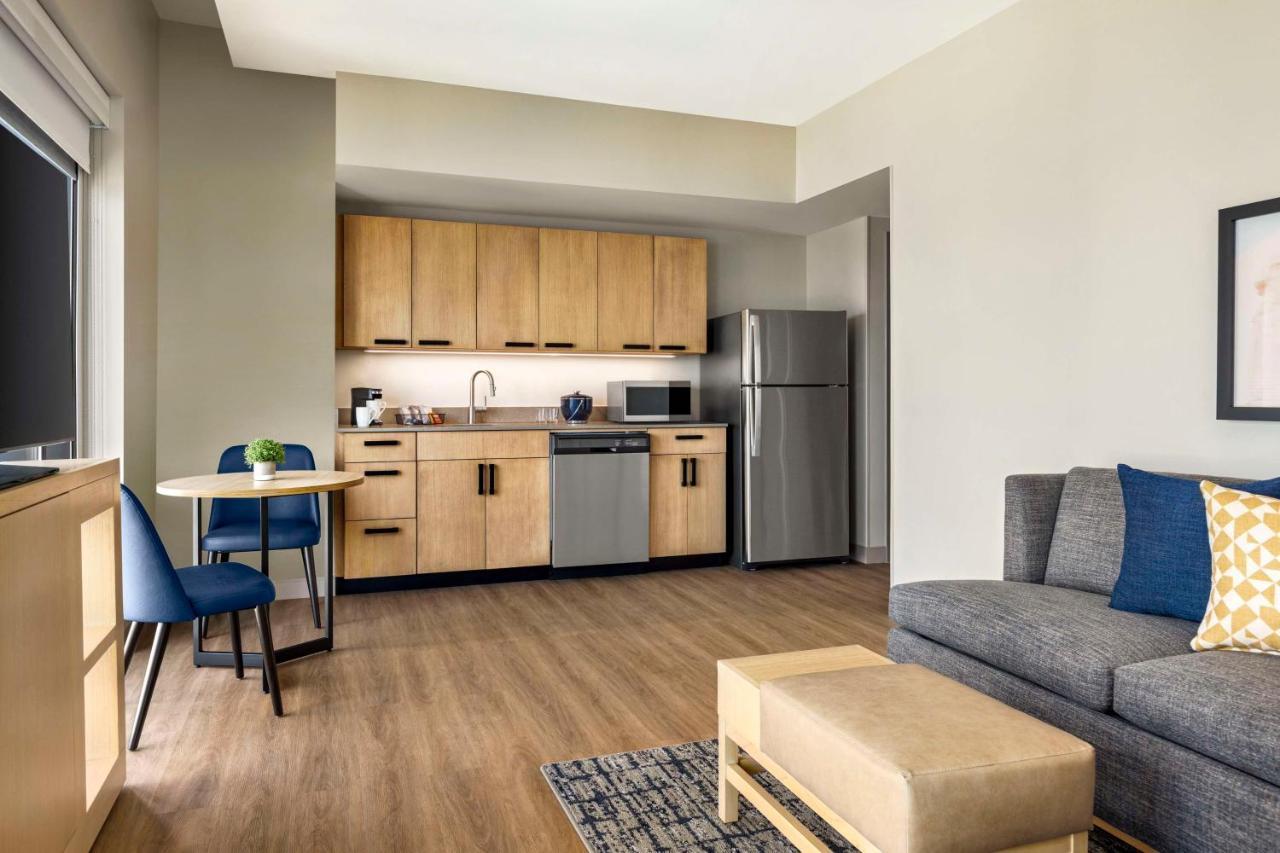 Hyatt Place Virginia Oceanfront Hotel